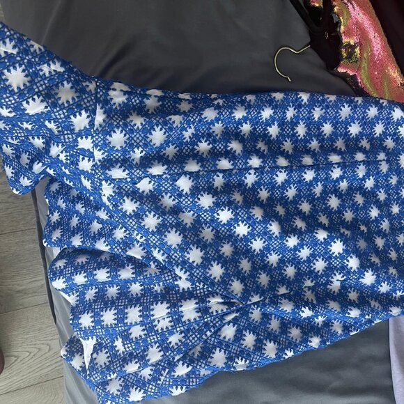 Beautiful Blue Kimora Lee Simmons Size 2 - Picture 2 of 4